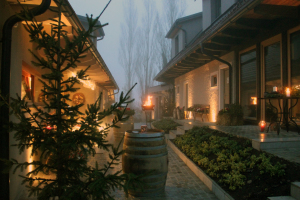 Weihnachtsstimmung im Innenhof (Foto: Ulrike Elsneg)